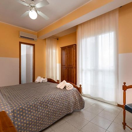 טרופאה Hotel La Perla מראה חיצוני תמונה