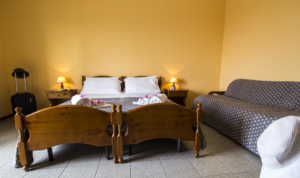 טרופאה Hotel La Perla מראה חיצוני תמונה