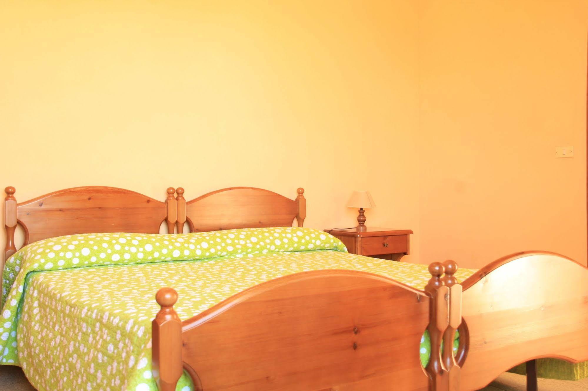 טרופאה Hotel La Perla מראה חיצוני תמונה