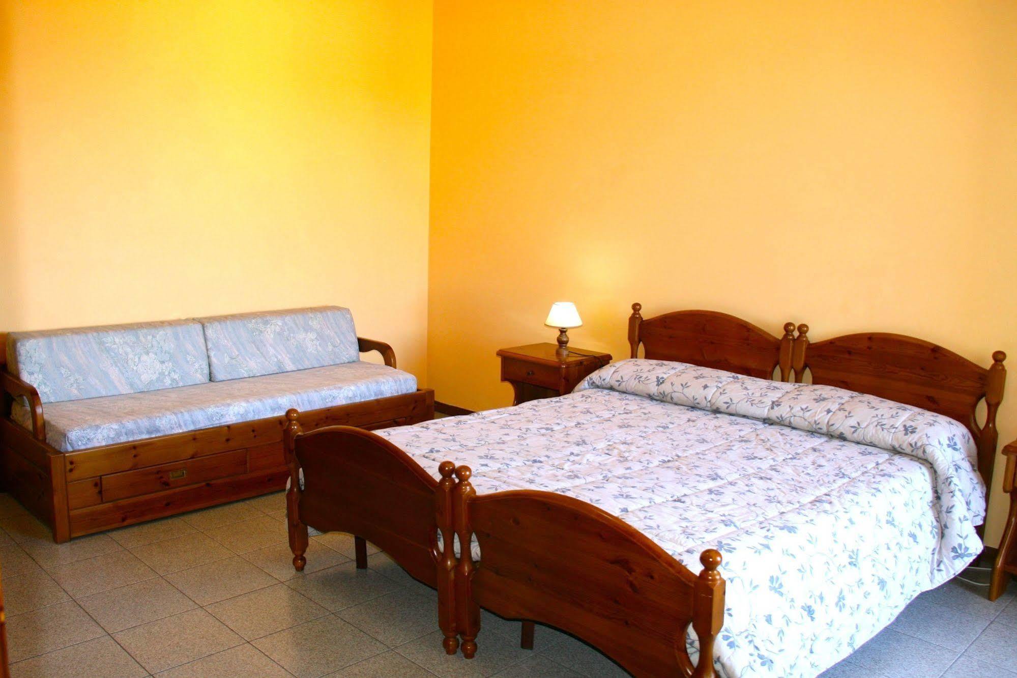 טרופאה Hotel La Perla מראה חיצוני תמונה